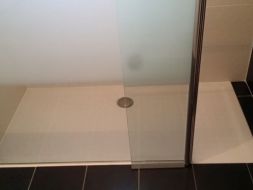 De la baignoire à la douche...