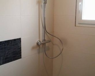 De la baignoire à la douche...